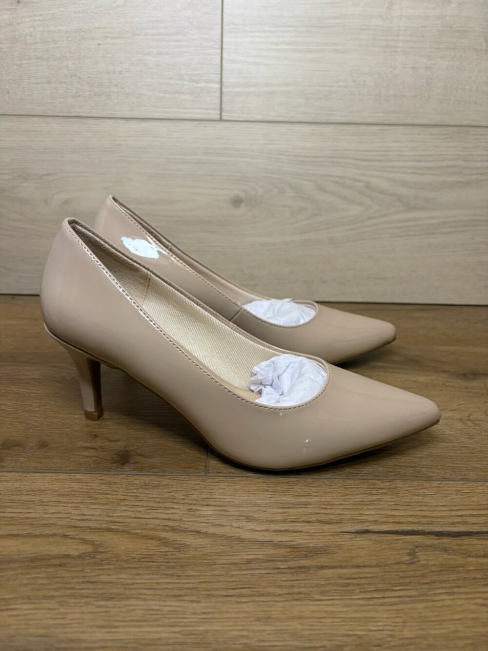 LifeStride Sevyn Pump Women's Pointed Toe Stiletto Heel Taupe 6M